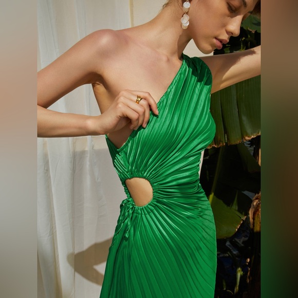 NWT- COMMENSE Bold In Pleat Satin Cutout Long Dress in Pink - Picture 7 of 16